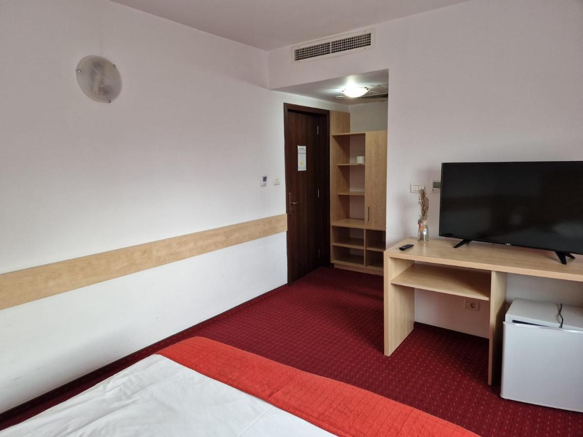 Pensiunea Carpe Diem Râmnicu Vâlcea Exterior foto