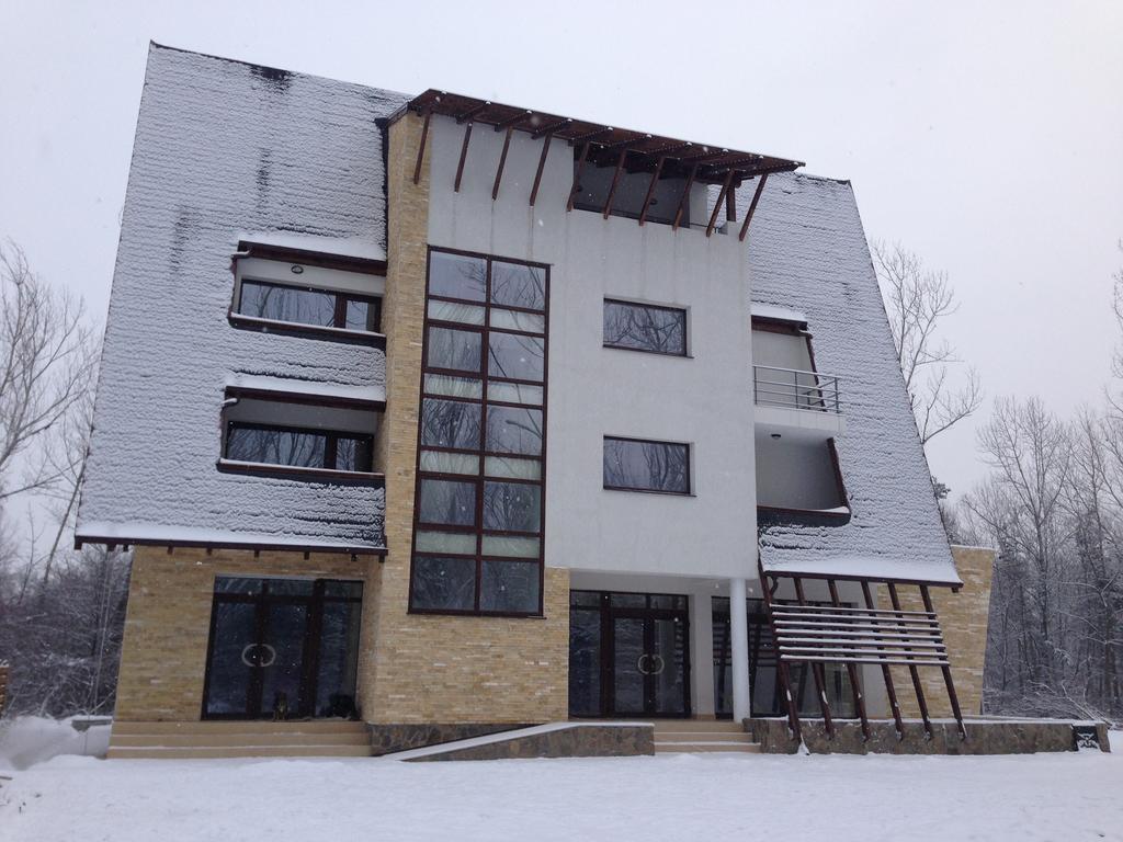 Pensiunea Carpe Diem Râmnicu Vâlcea Exterior foto