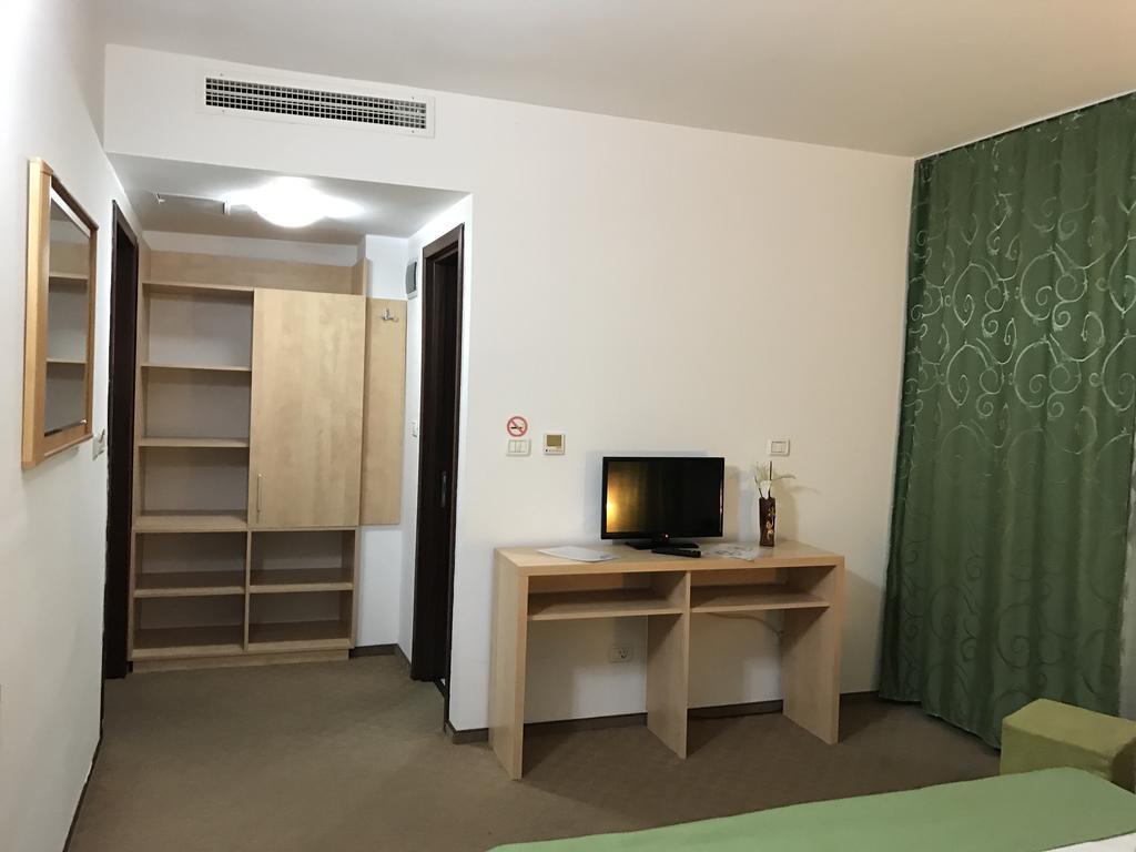 Pensiunea Carpe Diem Râmnicu Vâlcea Exterior foto